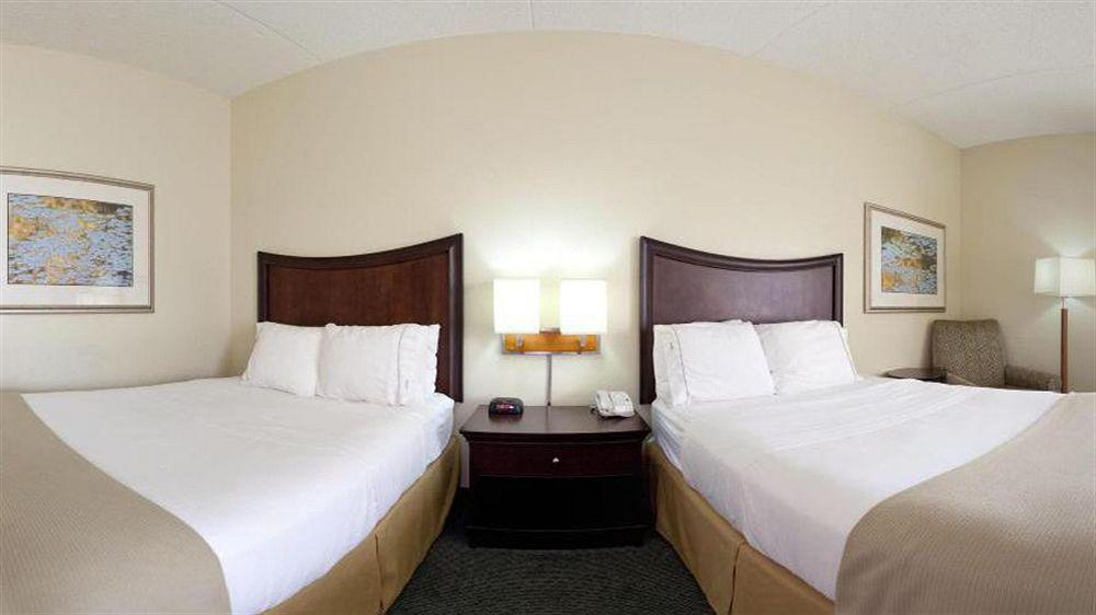 Holiday Inn Express Indianapolis Airport By Ihg Plainfield Kültér fotó
