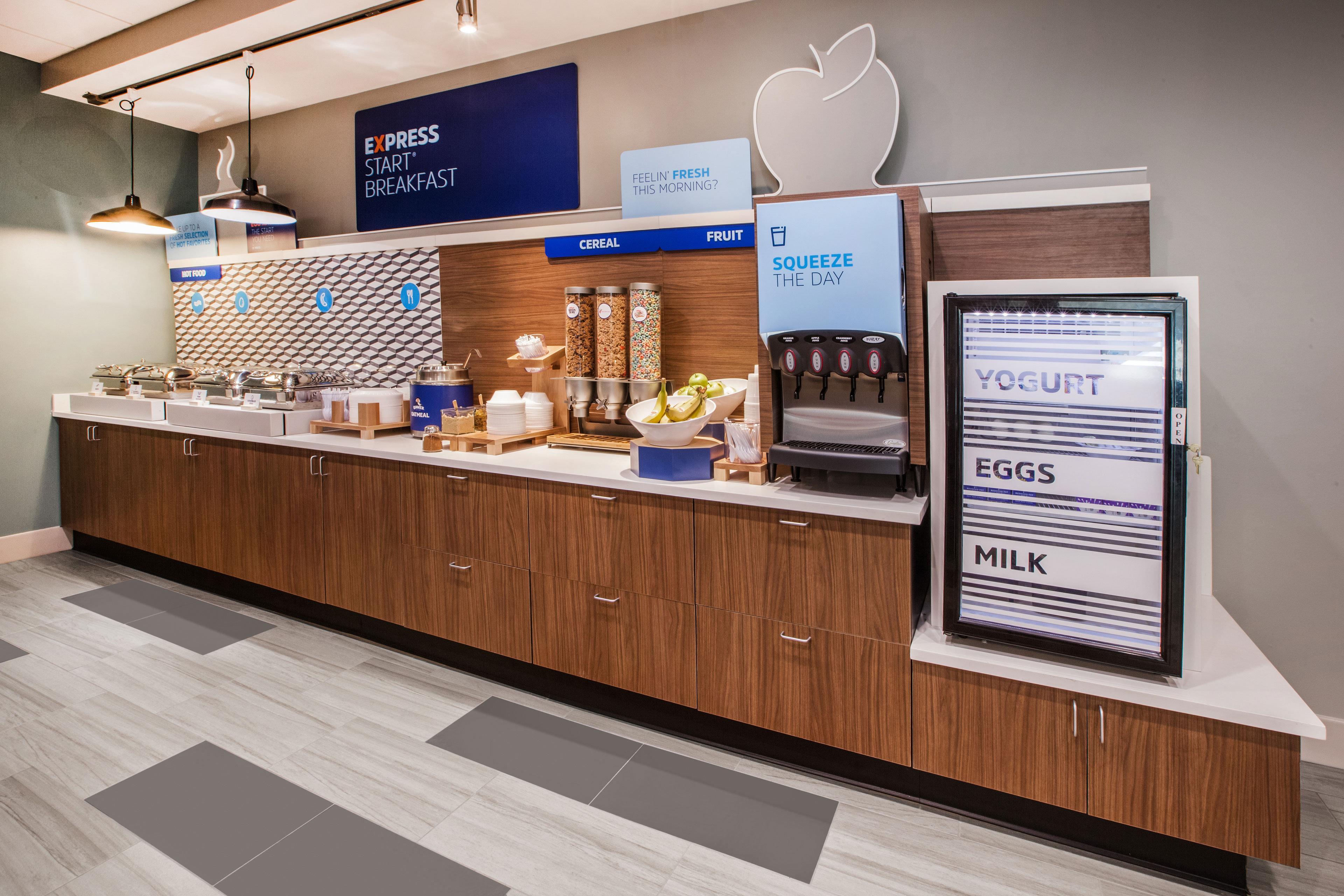 Holiday Inn Express Indianapolis Airport By Ihg Plainfield Kültér fotó