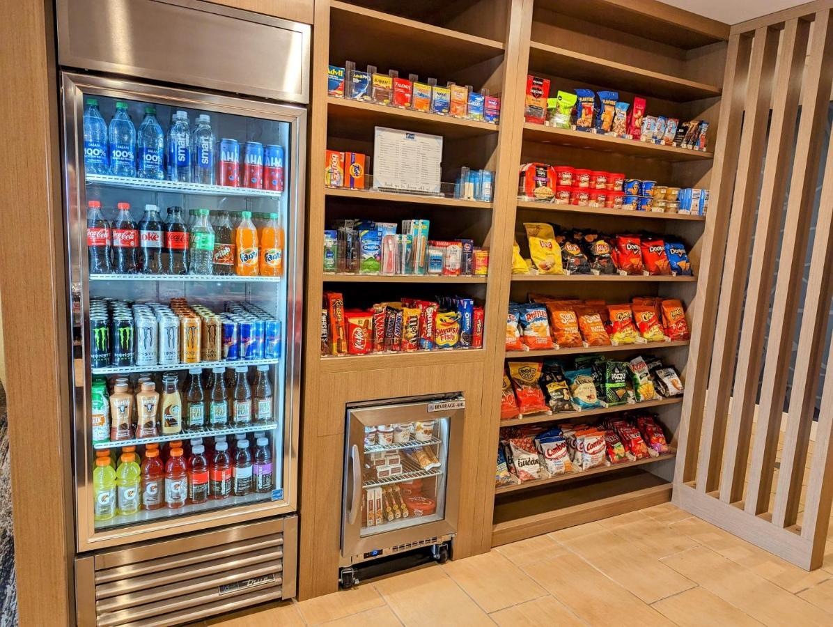 Holiday Inn Express Indianapolis Airport By Ihg Plainfield Kültér fotó