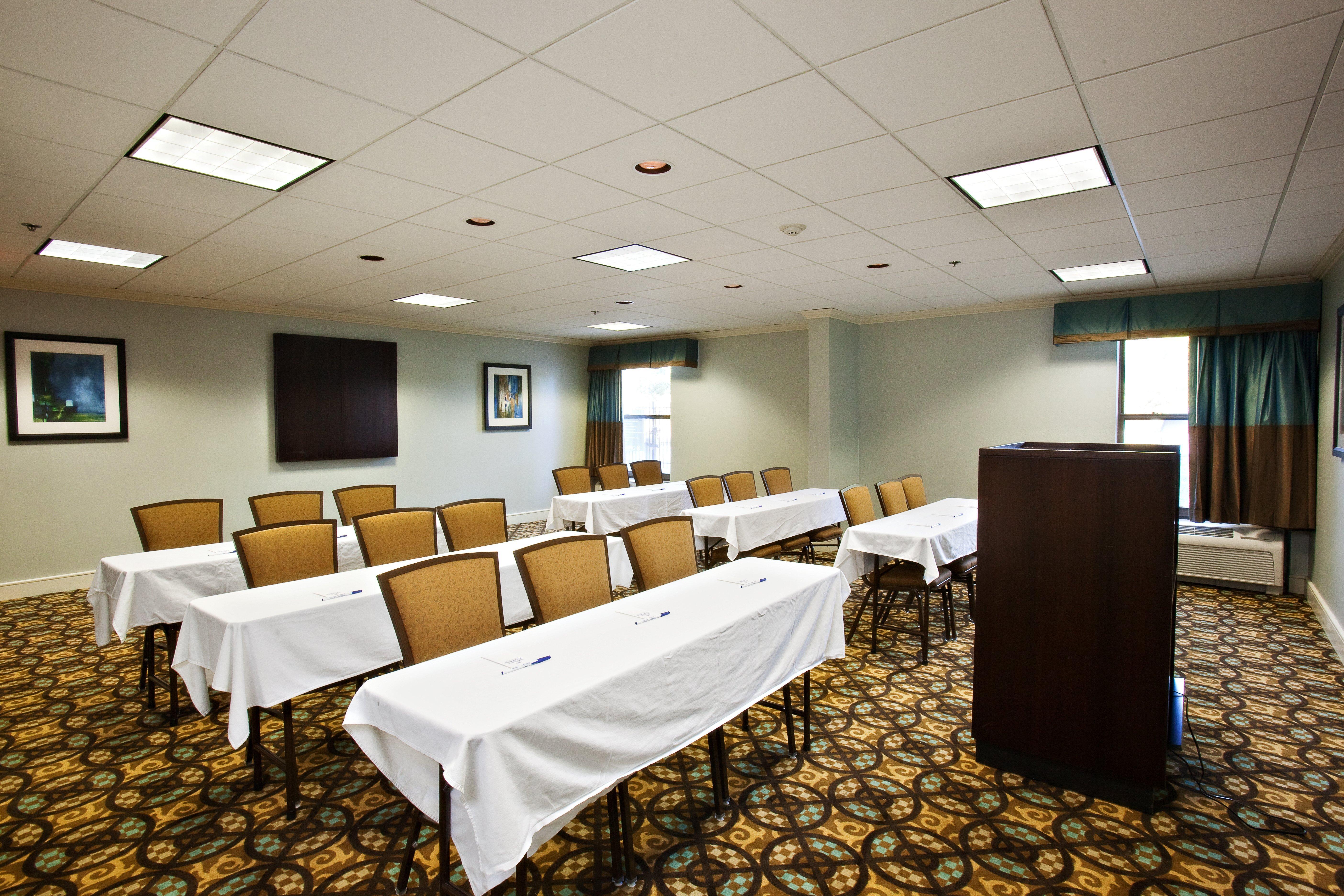 Holiday Inn Express Indianapolis Airport By Ihg Plainfield Kültér fotó