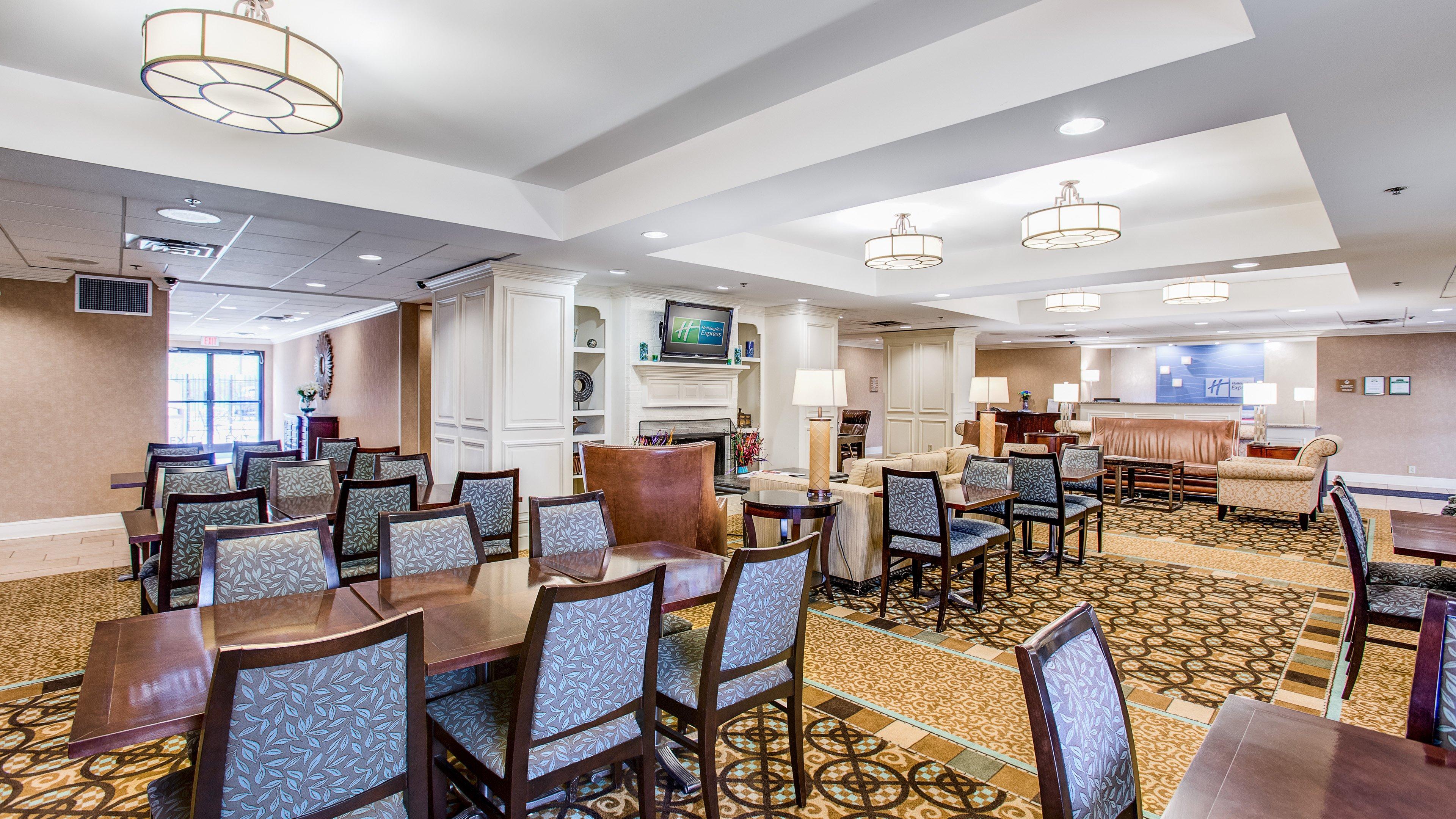 Holiday Inn Express Indianapolis Airport By Ihg Plainfield Kültér fotó