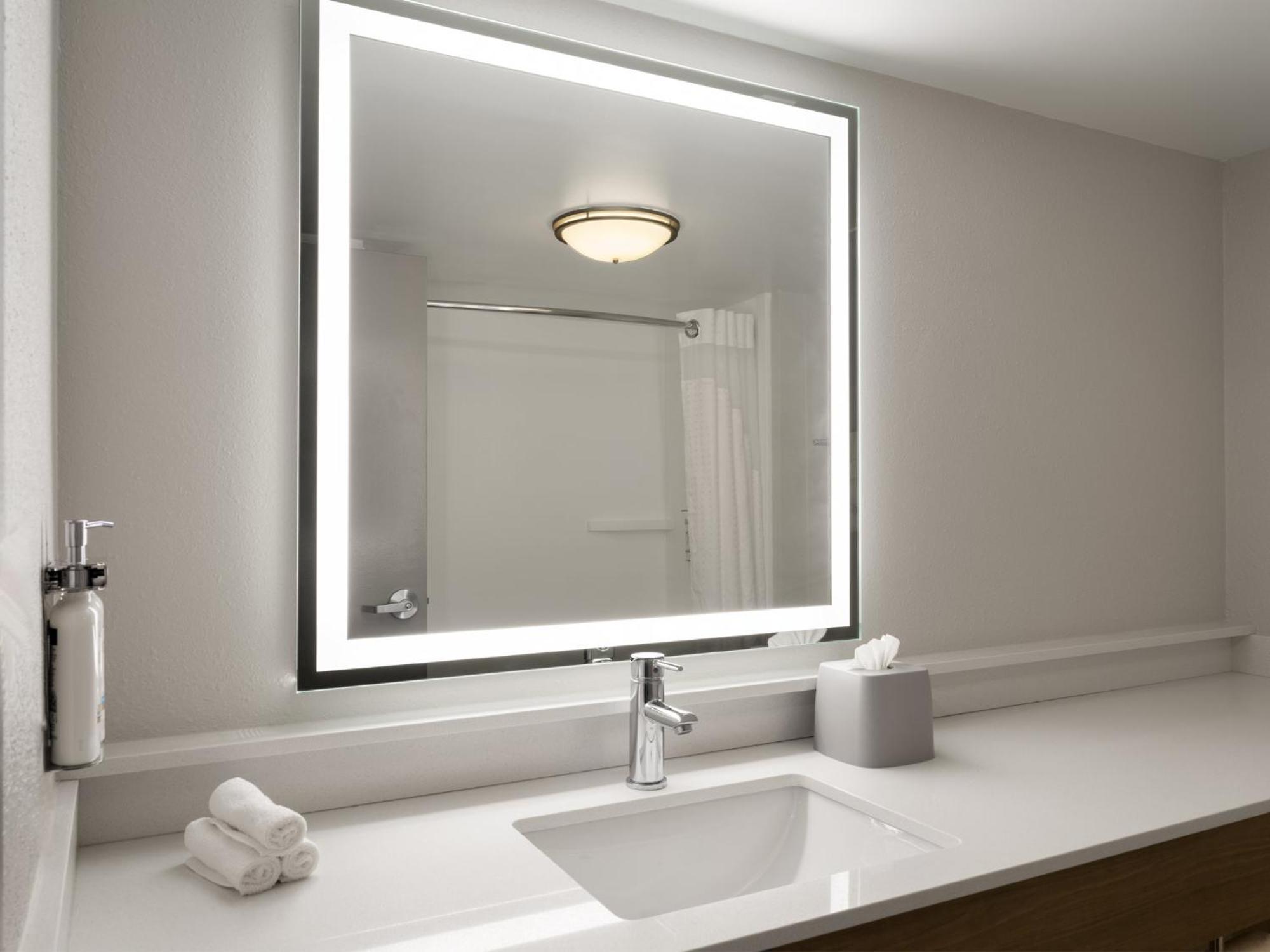 Holiday Inn Express Indianapolis Airport By Ihg Plainfield Kültér fotó